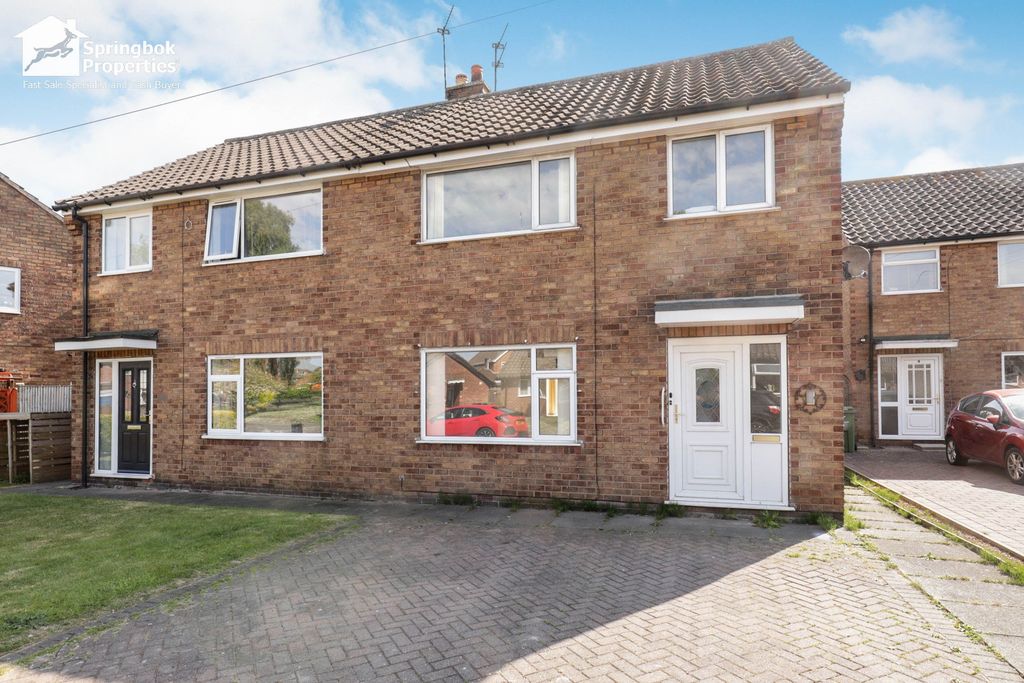 Property photo 1 of 20 Front View