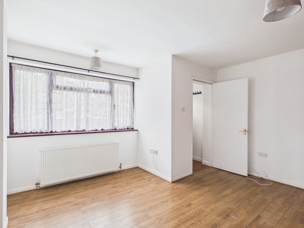 Property photo 2 of 10 Picture No. 14