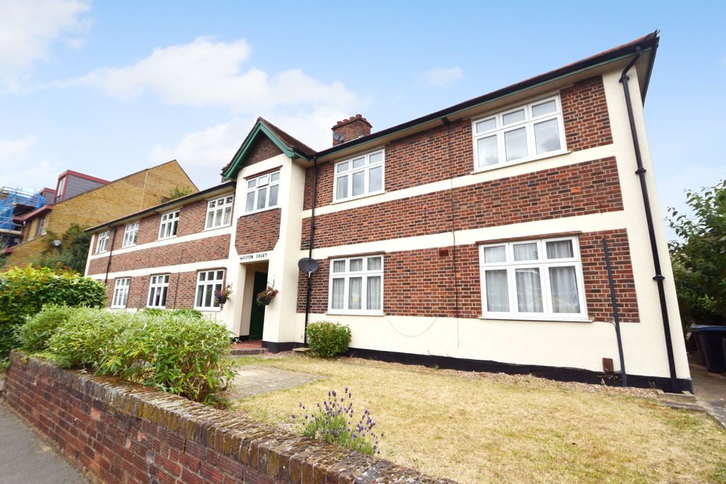 Property photo 1 of 7