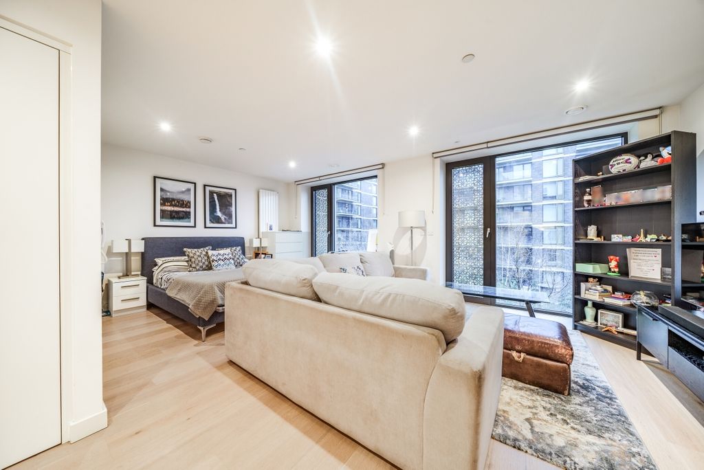 Property photo 2 of 18 1260546 (3)