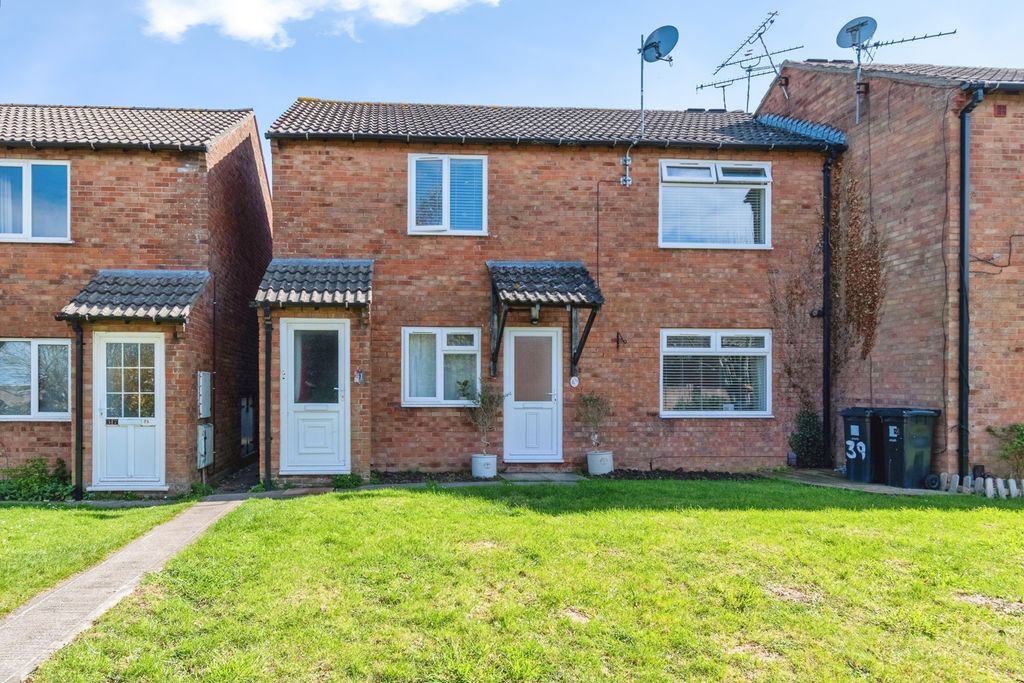 Property photo 1 of 19 Front