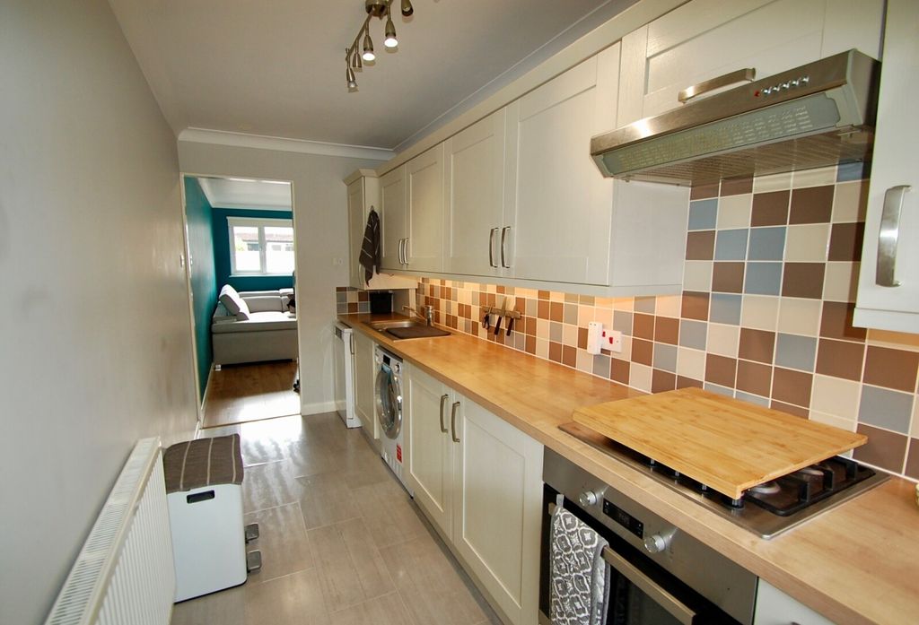 Property photo 1 of 9 Picture No. 02
