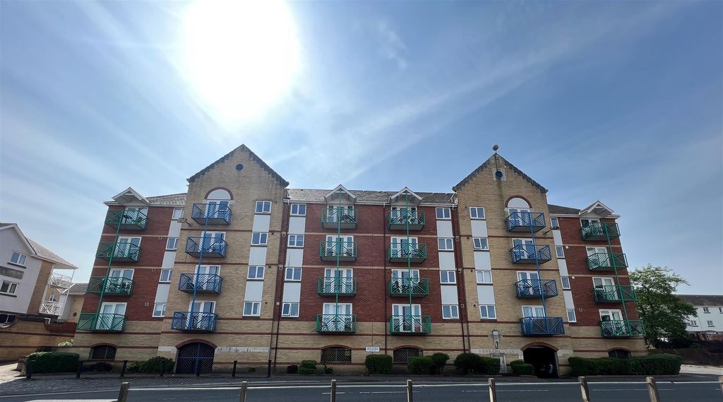 Property photo 2 of 11 Front.Jpg