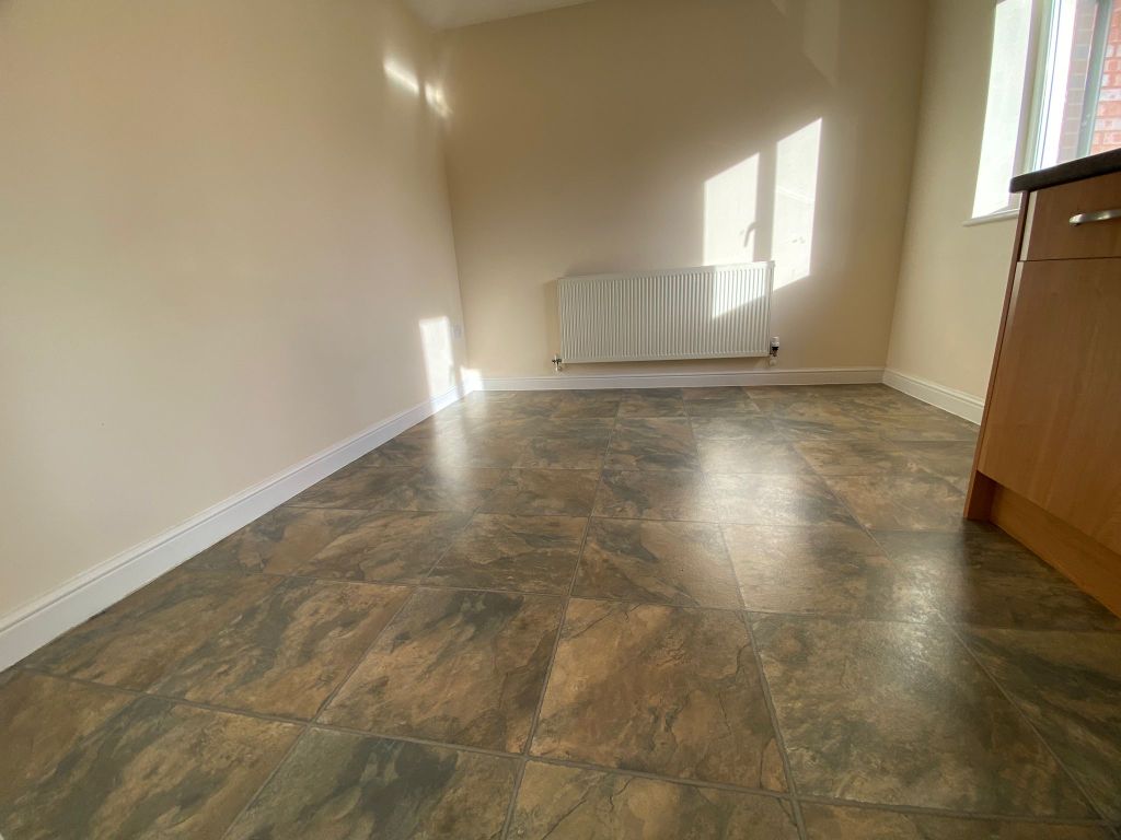 Property photo 3 of 8 Image