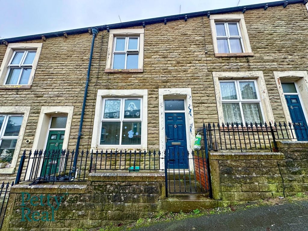 Property photo 1 of 9 59E7C121-3976-424D-820C-9A678A5719De.Jpeg