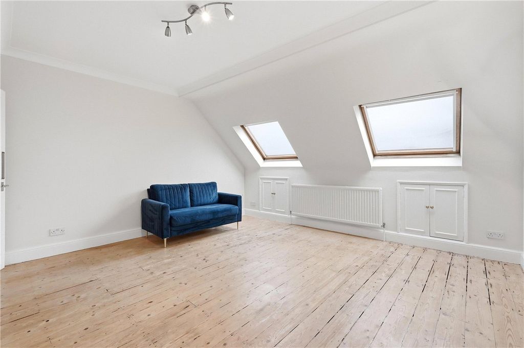 Property photo 3 of 16 Picture No. 07
