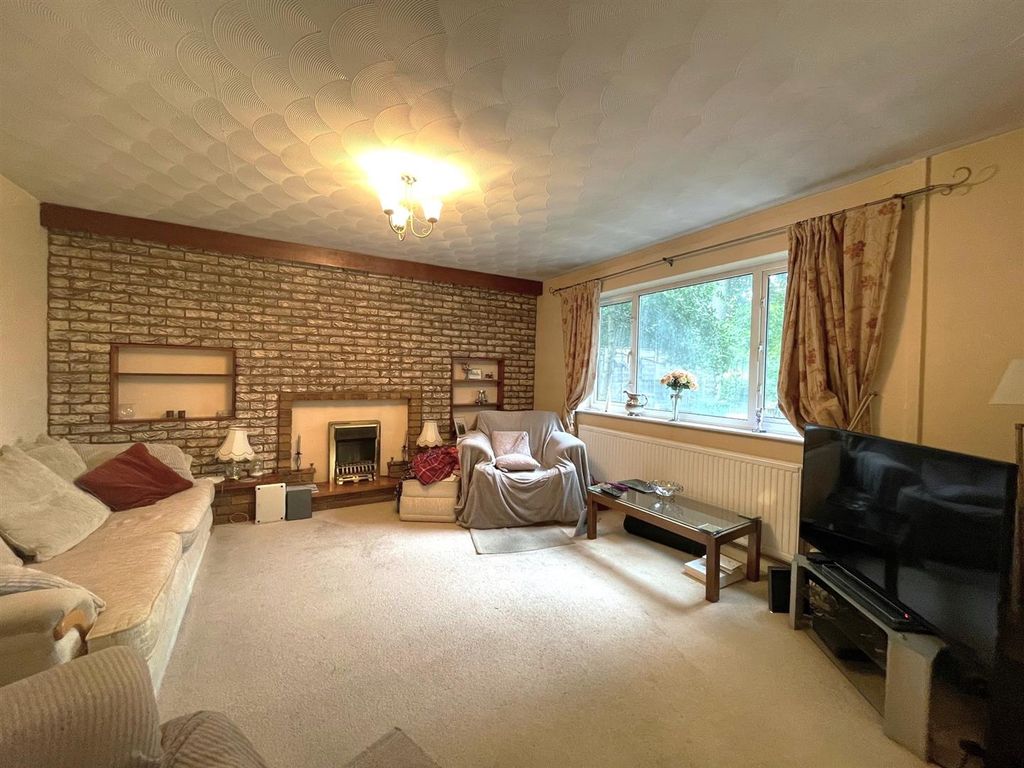 Property photo 3 of 20 B1.Jpg