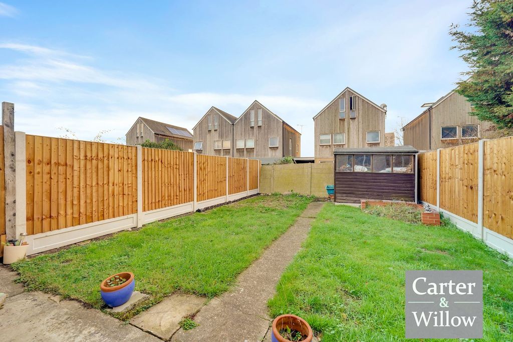 Property photo 3 of 14