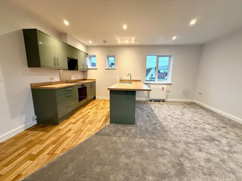 Property photo 1 of 6 Img_3409