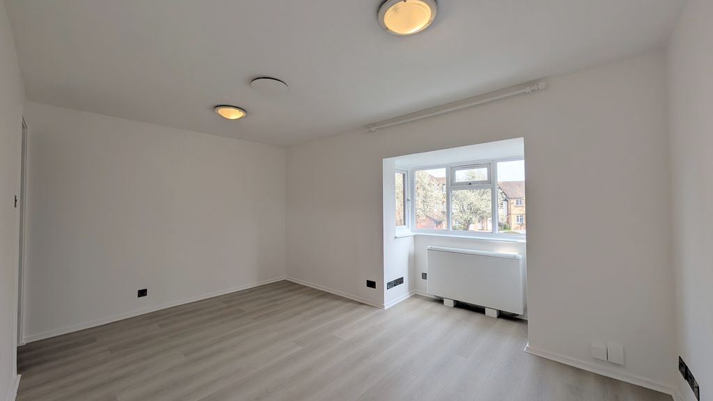 Property photo 2 of 6 Image