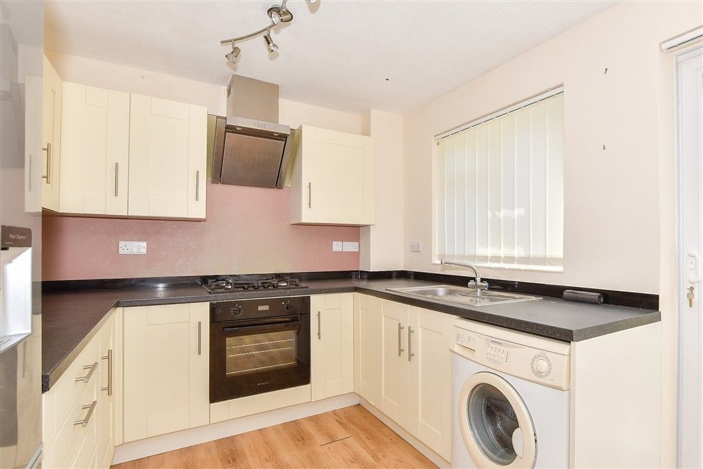 Property photo 2 of 12 Kitchen