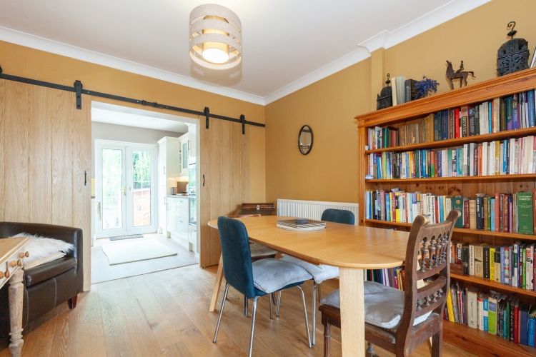 Property photo 3 of 9 255550