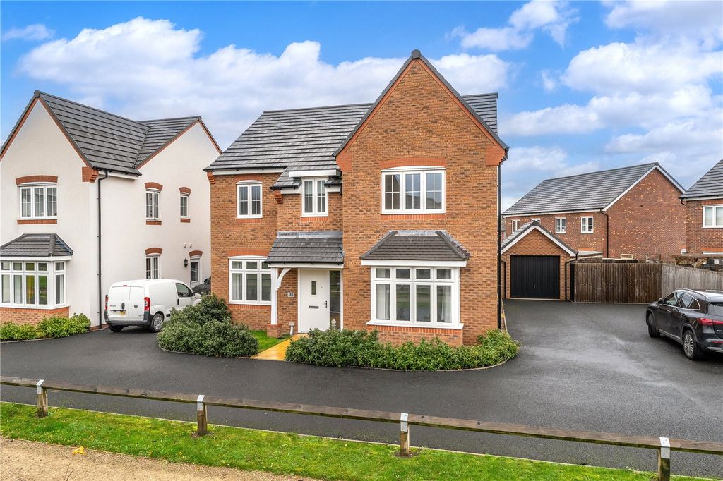 Property photo 1 of 46 Picture No. 18