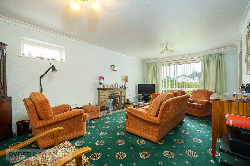 Property photo 3 of 12 Living Room