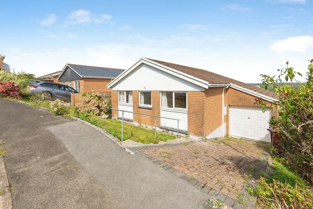 Property photo 1 of 19 Pbox-Img.Jpg