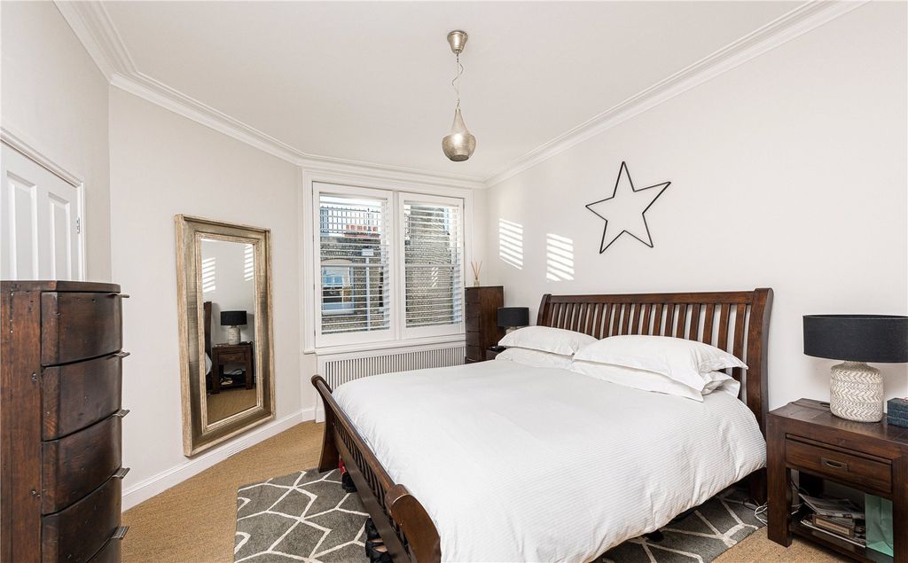 Property photo 3 of 21 Picture No. 19