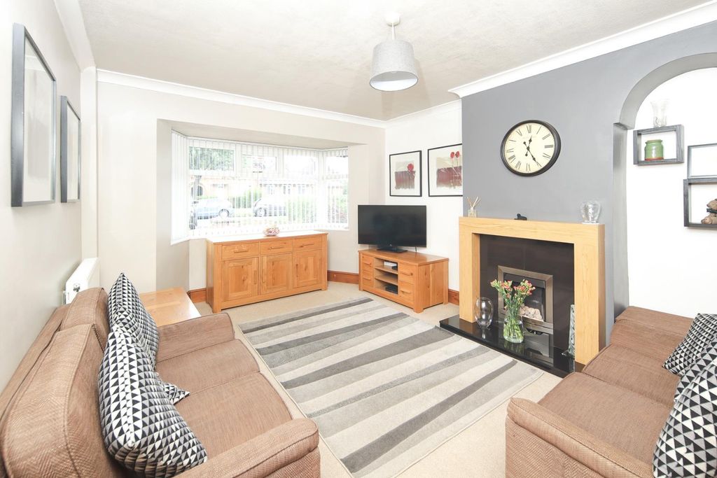 Property photo 2 of 16 Lounge Diner