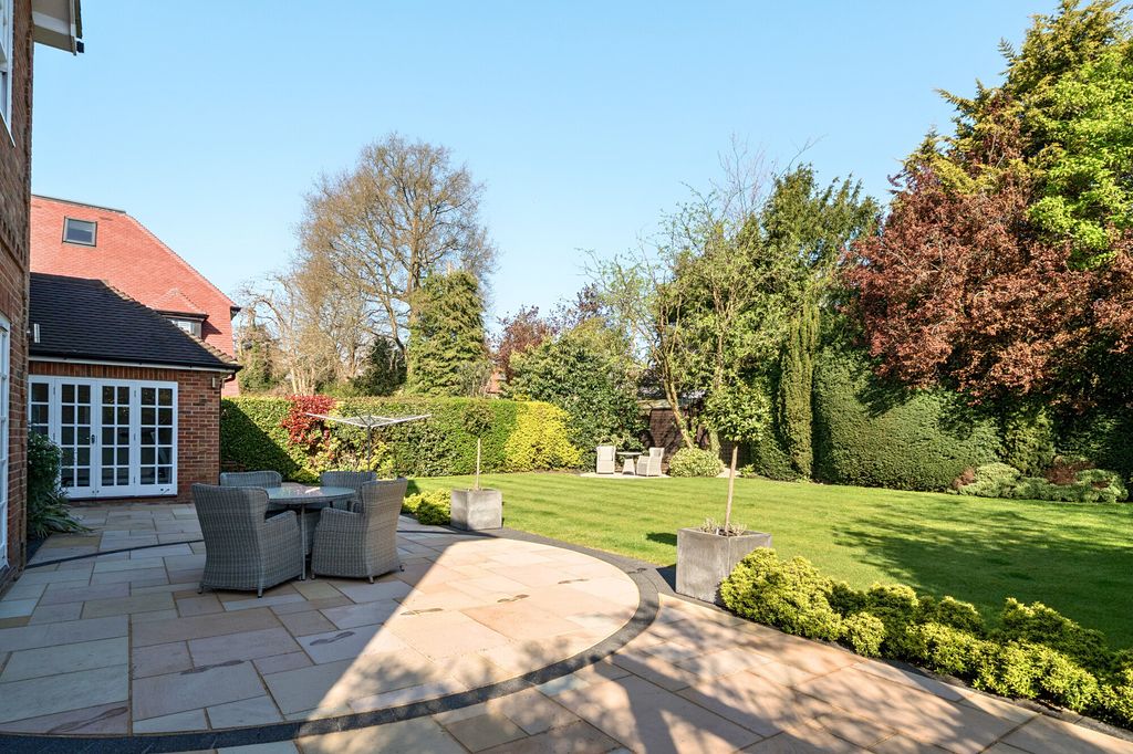 Property photo 3 of 15