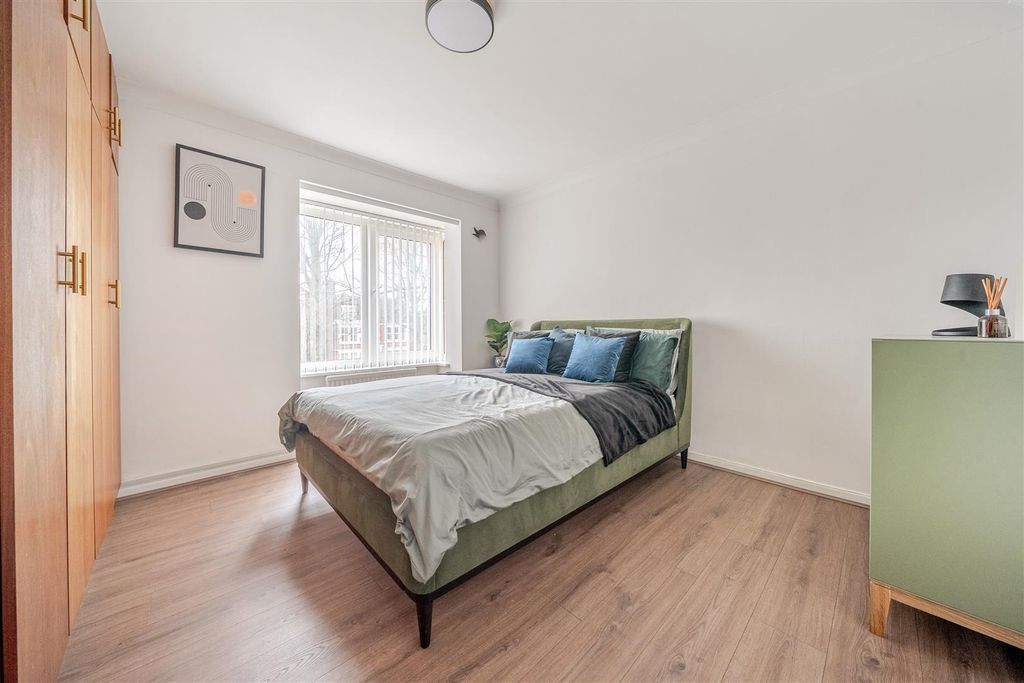 Additional image 6 of 2 bed flat for saleDe Parys Avenue, Bedford MK40