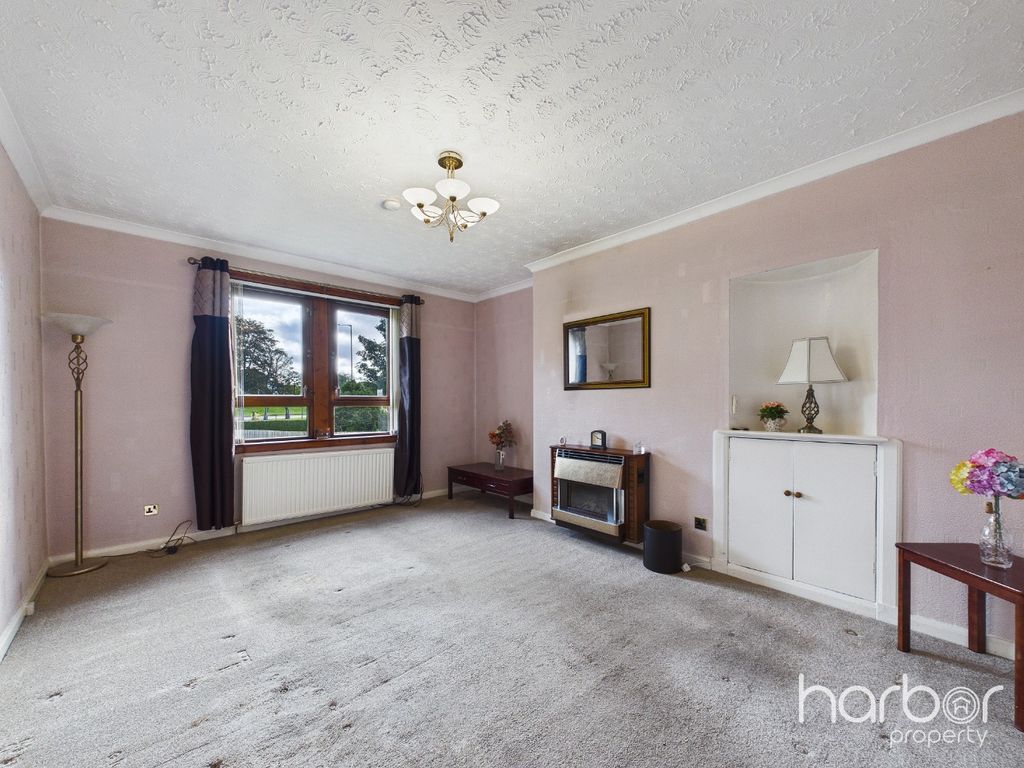 Property photo 2 of 17 5101204