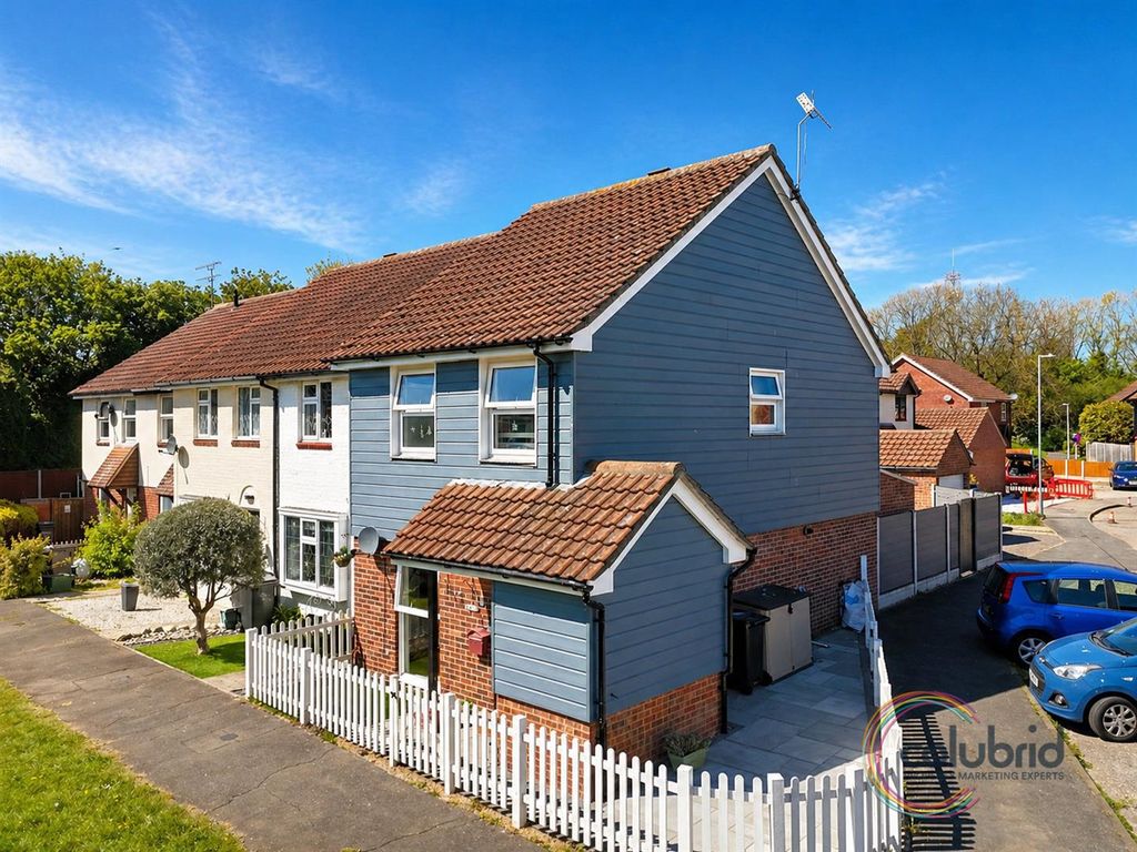 Property photo 1 of 18