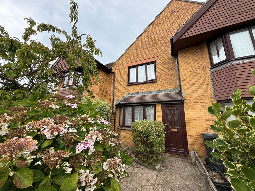 Property photo 1 of 8