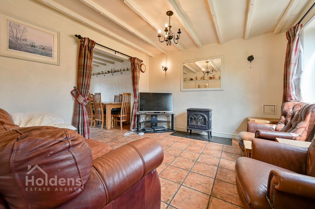 Property photo 2 of 26