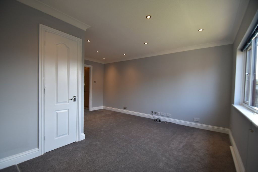 Property photo 3 of 4 Picture No. 03