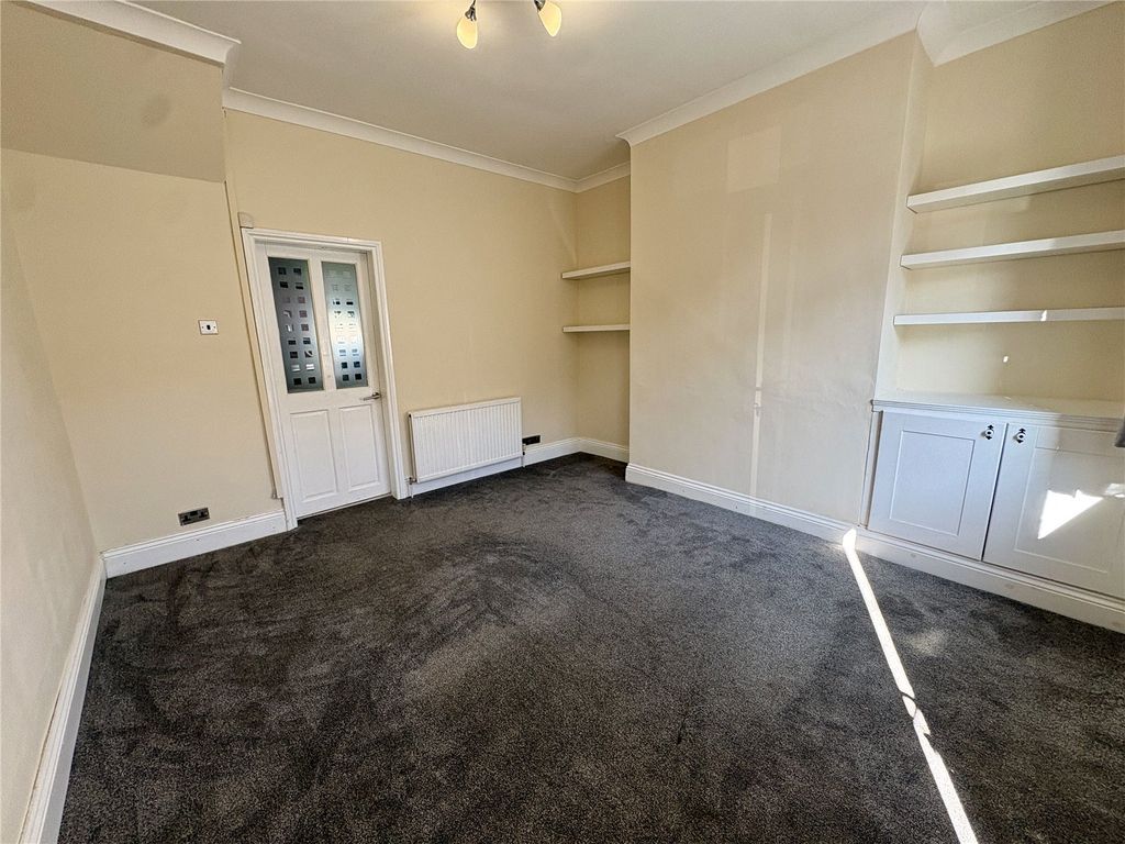 Property photo 3 of 10 Living Room