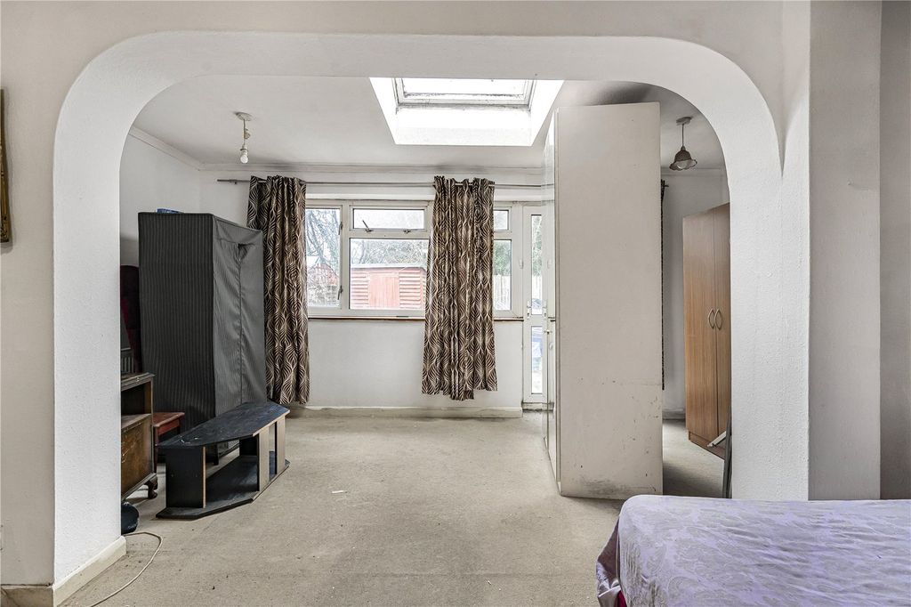 Property photo 3 of 12 Picture No. 16