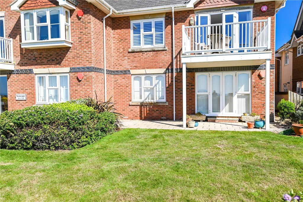 Property photo 2 of 20 Picture No. 22