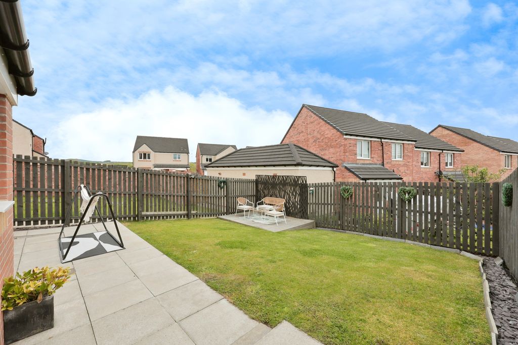 Property photo 2 of 20 Rear Garden