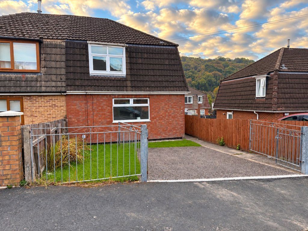 Property photo 2 of 5
