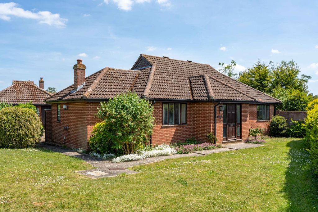 Property photo 1 of 18