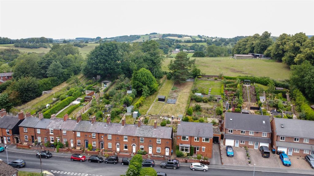 Property photo 2 of 24 65 Park Road ,,,,,,.Jpg