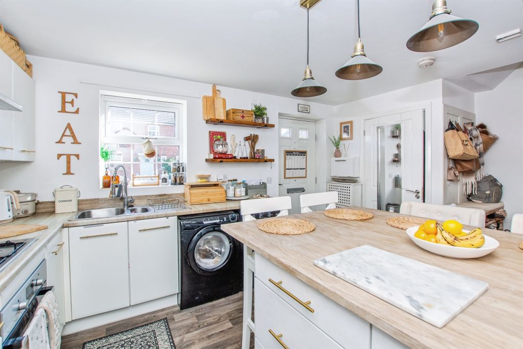 Property photo 3 of 19