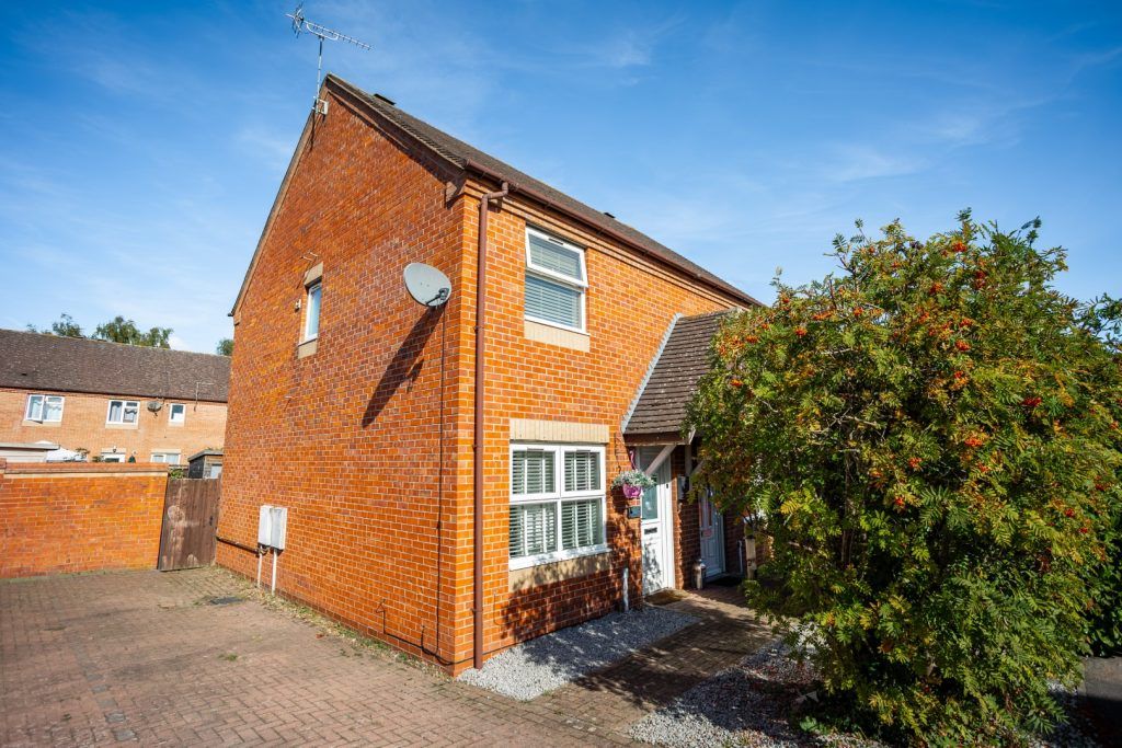 Property photo 1 of 18