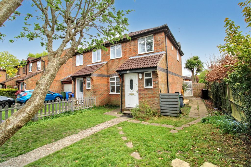 Property photo 1 of 12