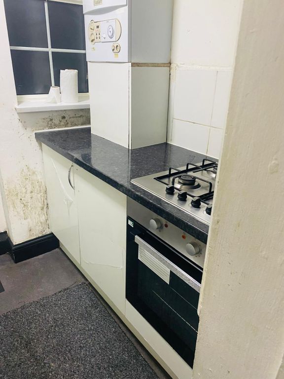 Property photo 3 of 21