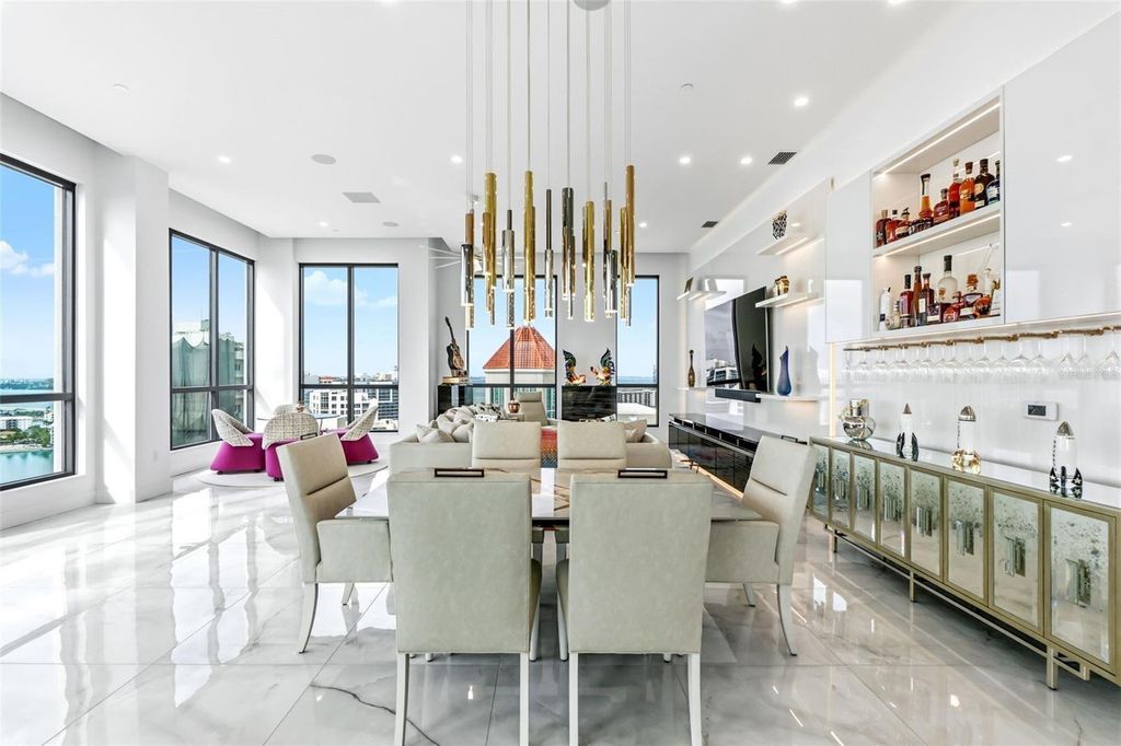 Property photo 3 of 19 <Alttext/>