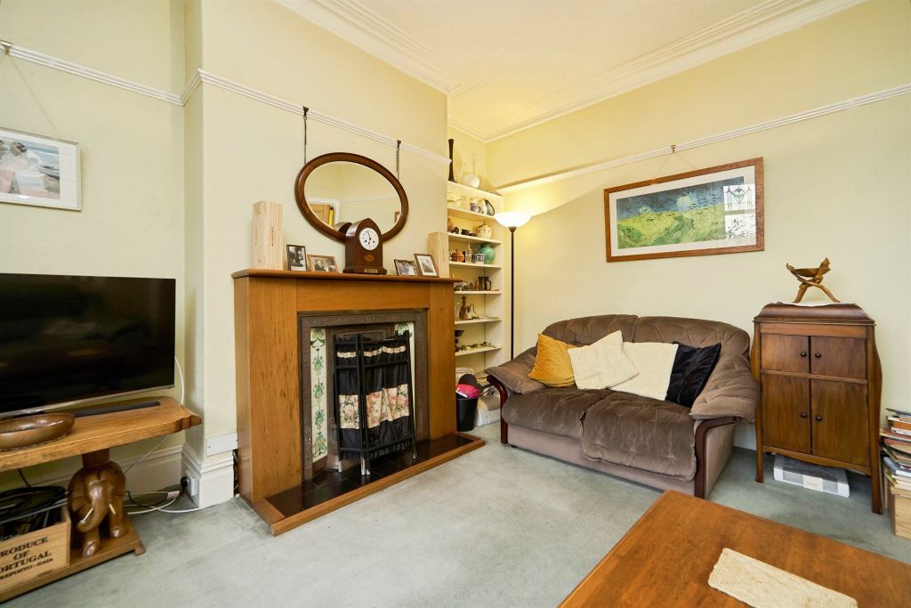 Property photo 3 of 19