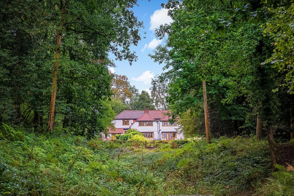 Property photo 1 of 33 Image