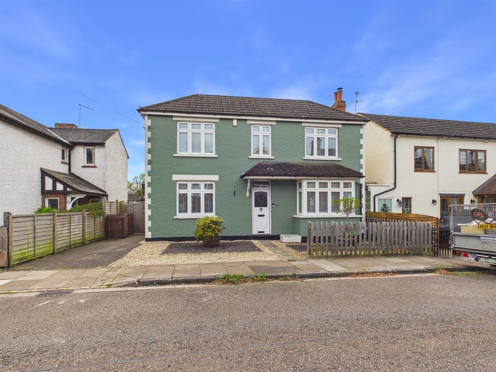 Property photo 1 of 23 Cam02435G0-Pr0224-Still040.Jpg