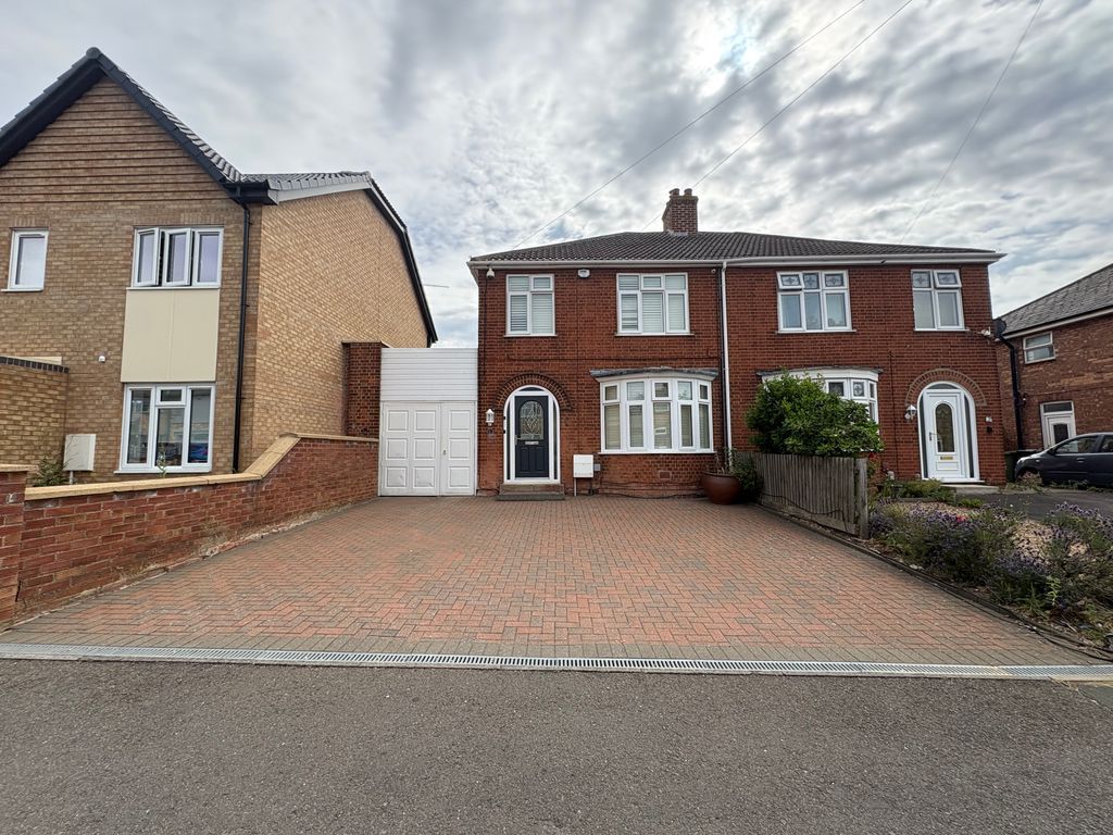 Property photo 1 of 17 Img_2119