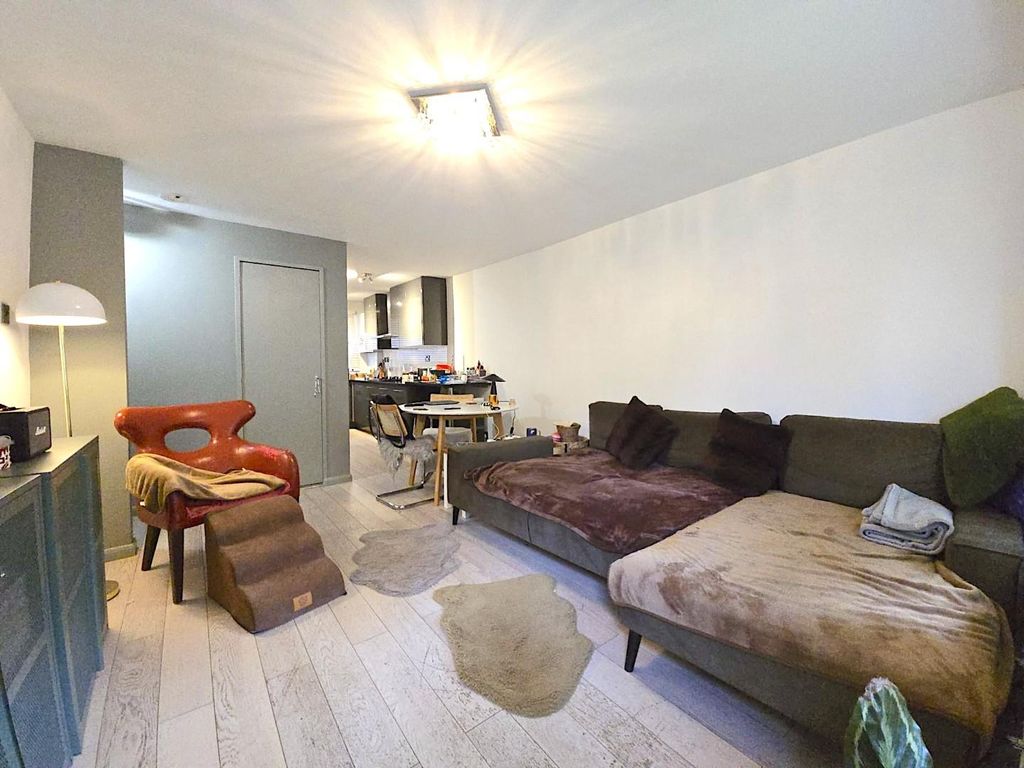 Property photo 3 of 8 Whatsapp Ge 2025-09-18 At 17.10.54.Jpeg