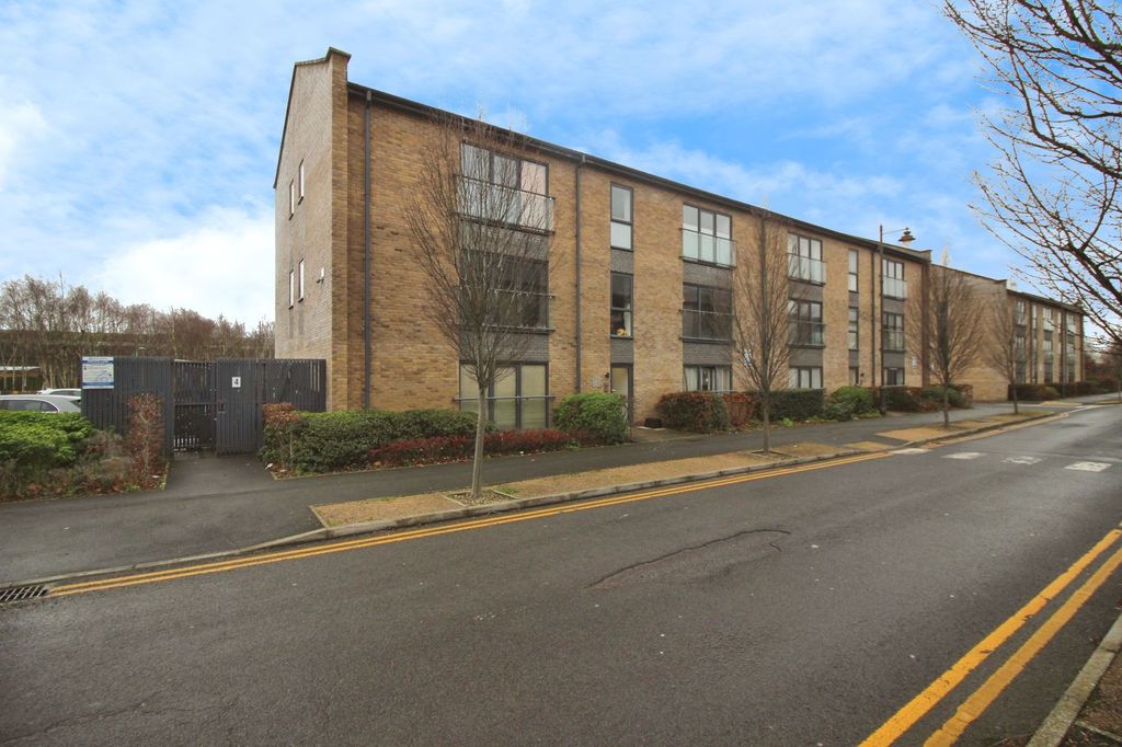 Property photo 1 of 15