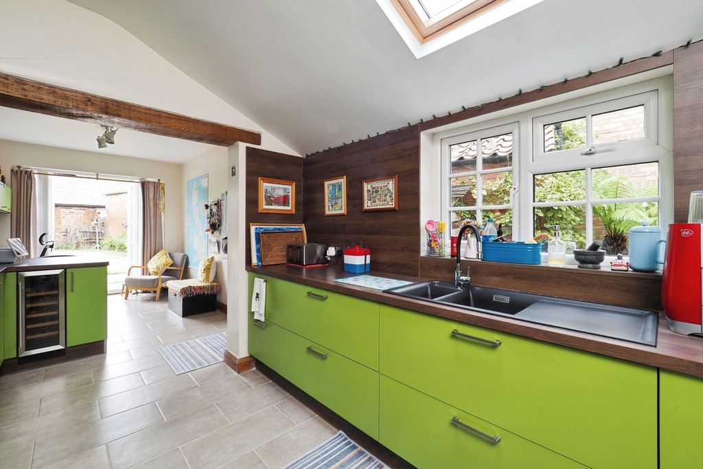 Property photo 2 of 22 Pbox-Img.Jpg
