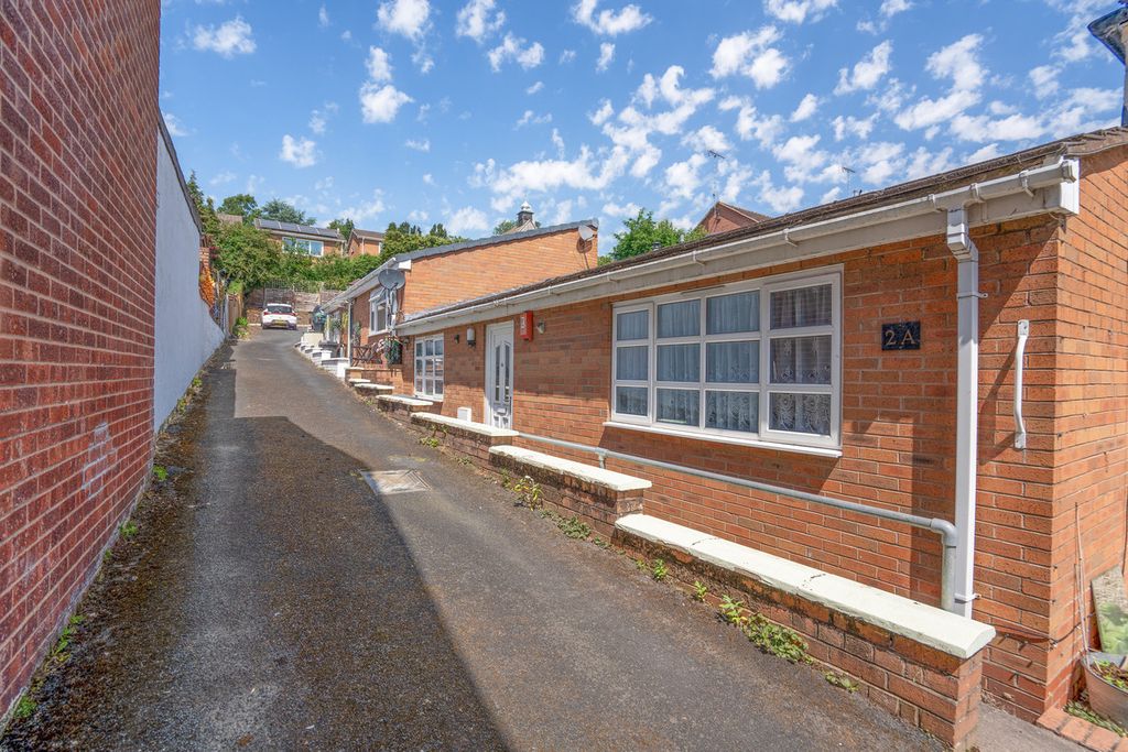 Property photo 2 of 16