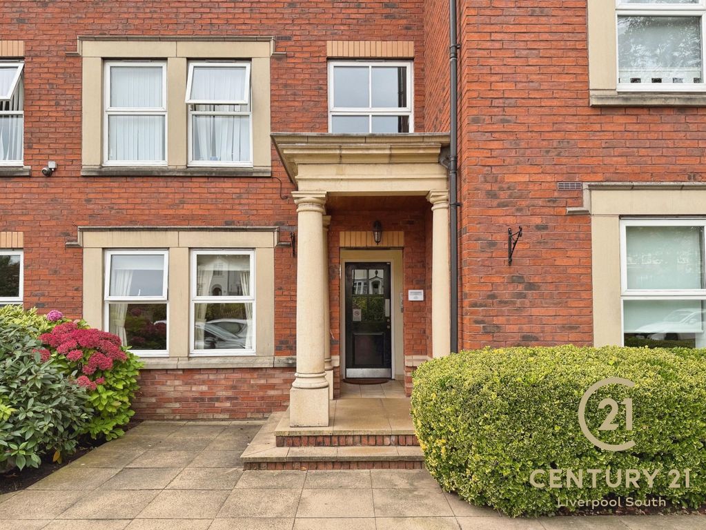 Property photo 2 of 23