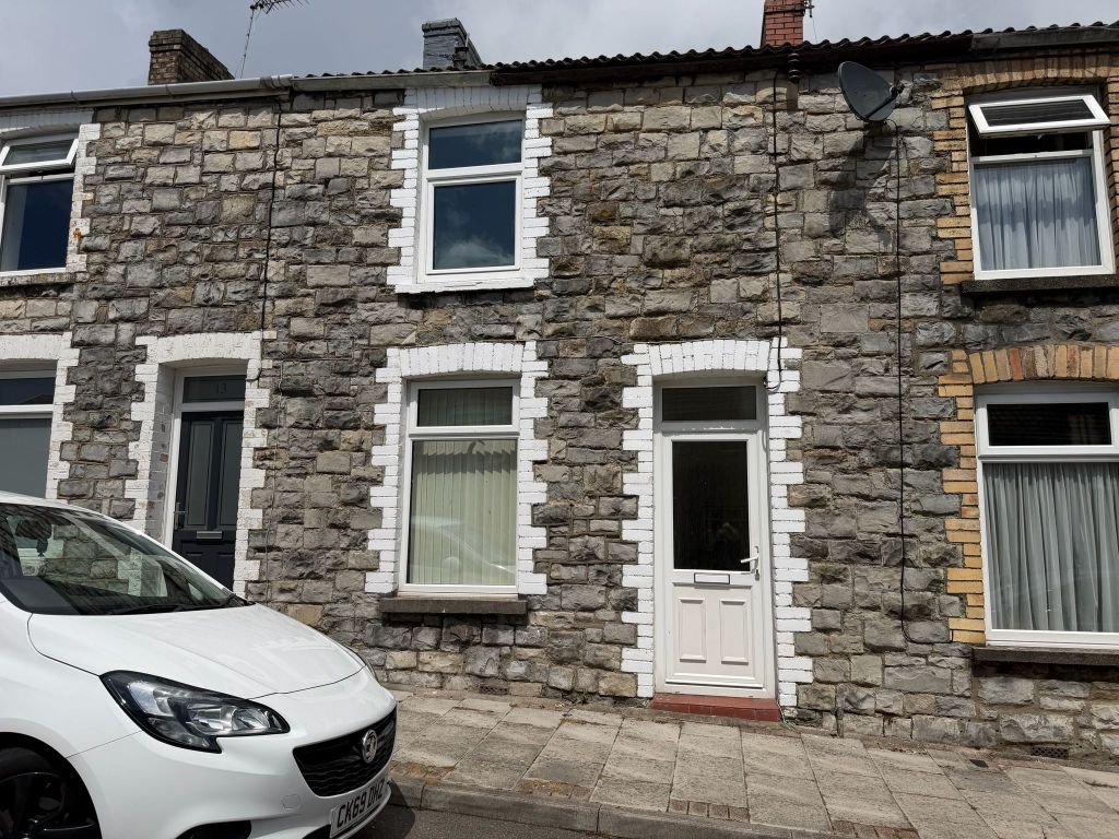 Property photo 1 of 8 Exterior Cf21 Bridgend